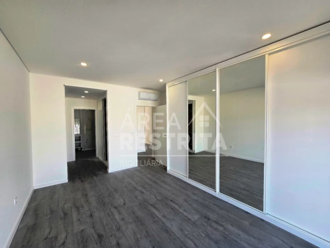 Moradia T3 para Venda em Azeitão (São Lourenço e São Simão) Foto 24