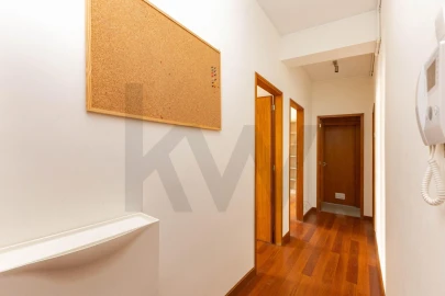 Apartamento T1 para Arrendamento em Aldoar, Foz do Douro e Nevogilde