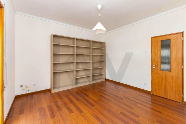 Apartamento T1 para Arrendamento em Aldoar, Foz do Douro e Nevogilde Foto 12