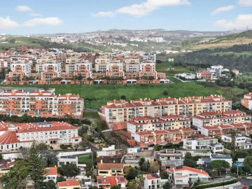 Apartamento T3 para Venda em Carnaxide e Queijas