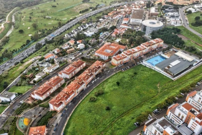 Apartamento T3 para Venda em Carnaxide e Queijas