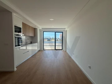 Apartamento T2 para Venda em Requeixo, Nossa Senhora de Fátima e Nariz