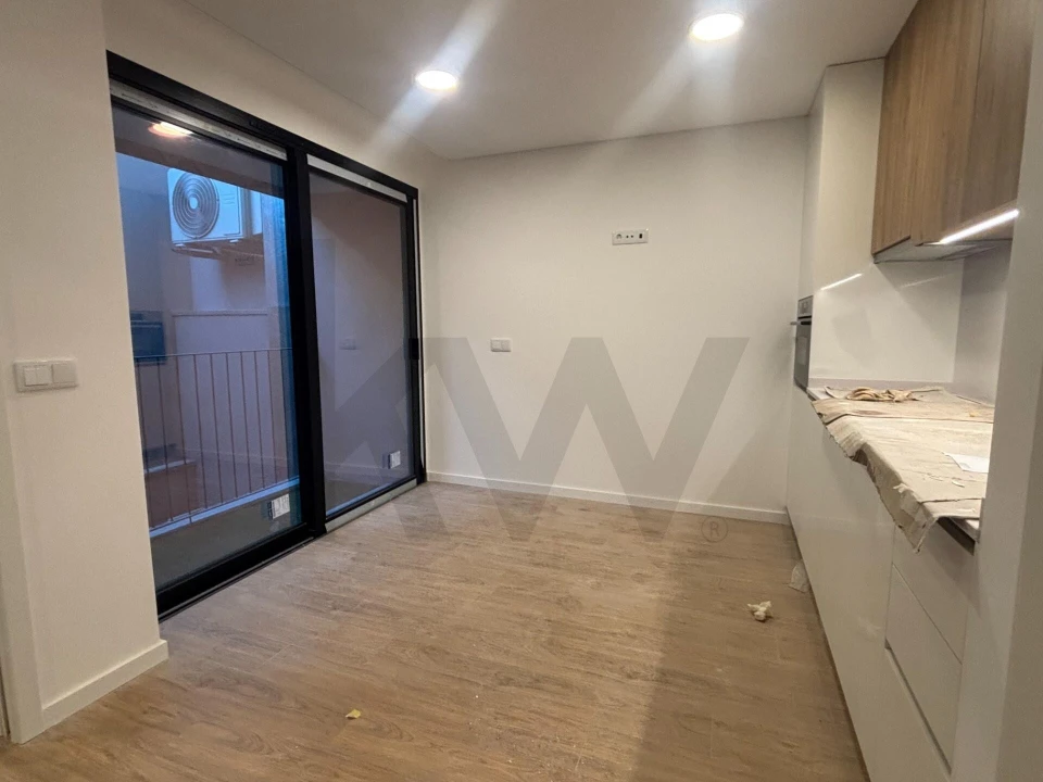 Apartamento T1 para Venda em Requeixo, Nossa Senhora de Fátima e Nariz Foto 3