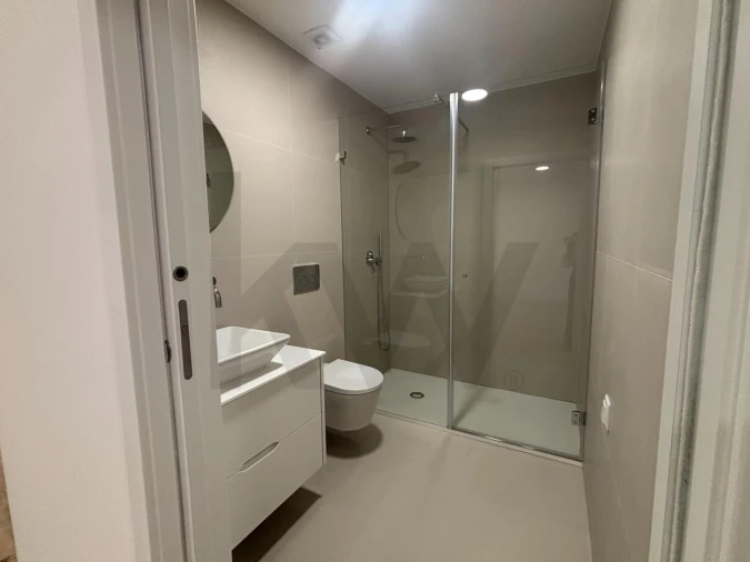 Apartamento T1 para Venda em Requeixo, Nossa Senhora de Fátima e Nariz Foto 5