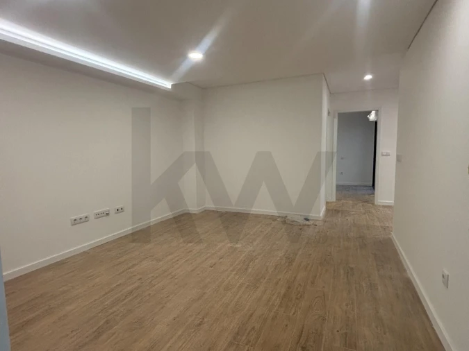 Apartamento T1 para Venda em Requeixo, Nossa Senhora de Fátima e Nariz Foto 2