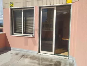 Escritório para Arrendamento em Carnide