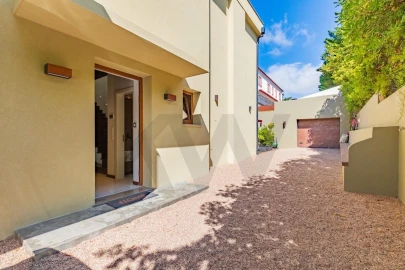 Moradia T4 para Arrendamento em Cascais e Estoril