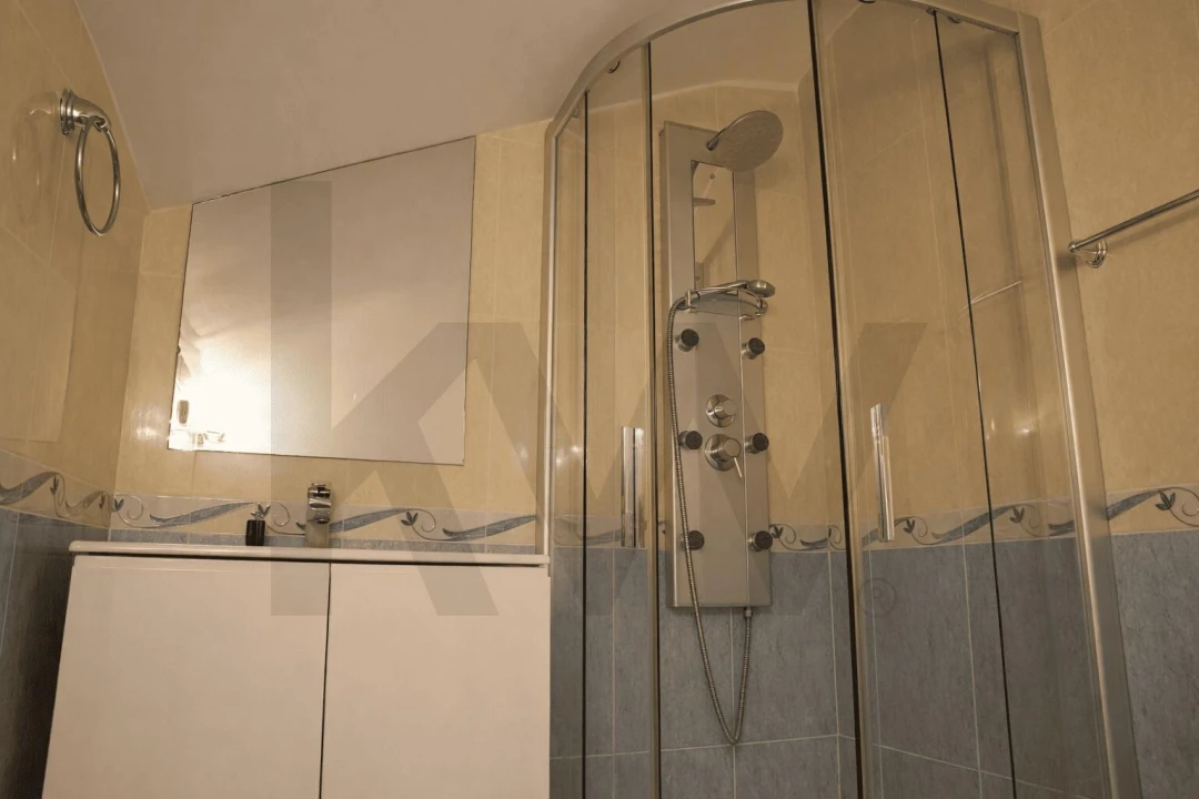 Moradia T5 para Venda em Santa Iria de Azoia, São João da Talha e Bobadela Foto 23