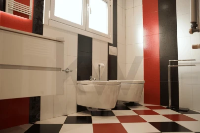 Moradia T5 para Venda em Santa Iria de Azoia, São João da Talha e Bobadela