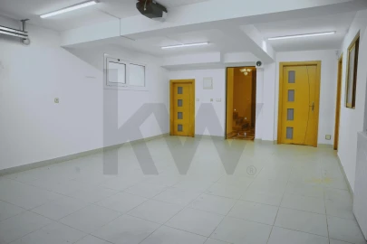 Moradia T5 para Venda em Santa Iria de Azoia, São João da Talha e Bobadela