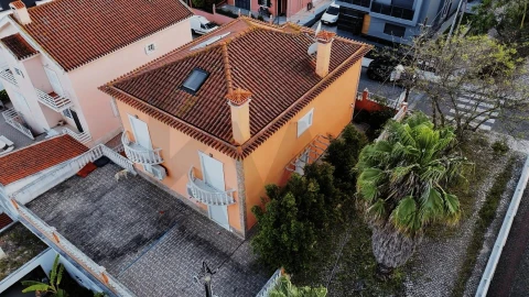 Moradia T5 para Venda em Santa Iria de Azoia, São João da Talha e Bobadela