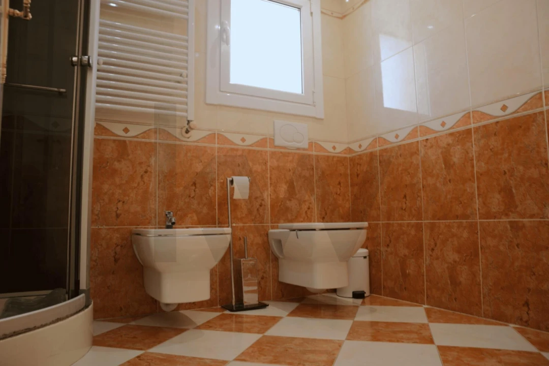 Moradia T5 para Venda em Santa Iria de Azoia, São João da Talha e Bobadela Foto 10