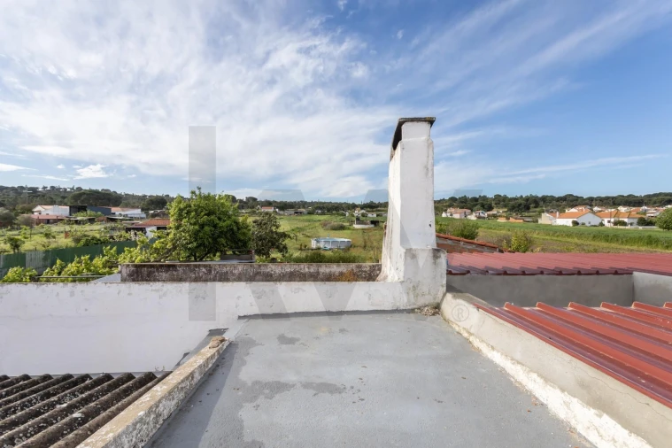 Moradia T2 para Venda em Couço Foto 40