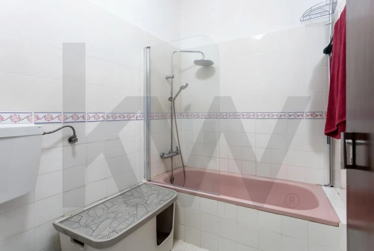 Moradia T2 para Venda em Couço Foto 23