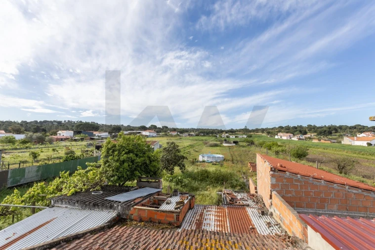 Moradia T2 para Venda em Couço Foto 44