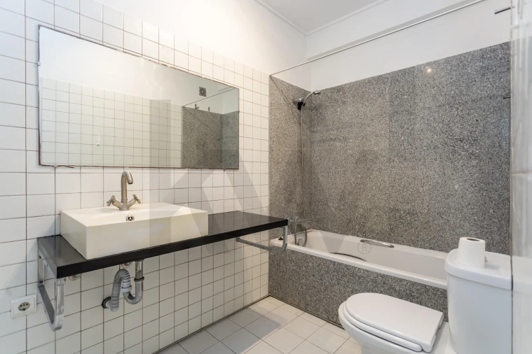 Apartamento T4 para Arrendamento em Almada, Cova da Piedade, Pragal e Cacilhas Foto 20