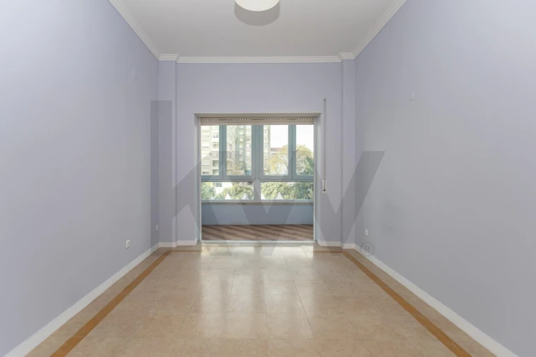 Apartamento T4 para Arrendamento em Almada, Cova da Piedade, Pragal e Cacilhas Foto 13