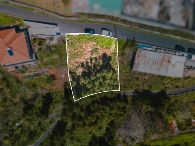 Terreno para Venda em Camacha Foto 2