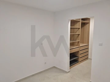 Apartamento T2 para Venda em São Vicente