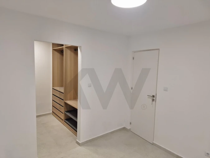 Apartamento T2 para Venda em São Vicente Foto 18