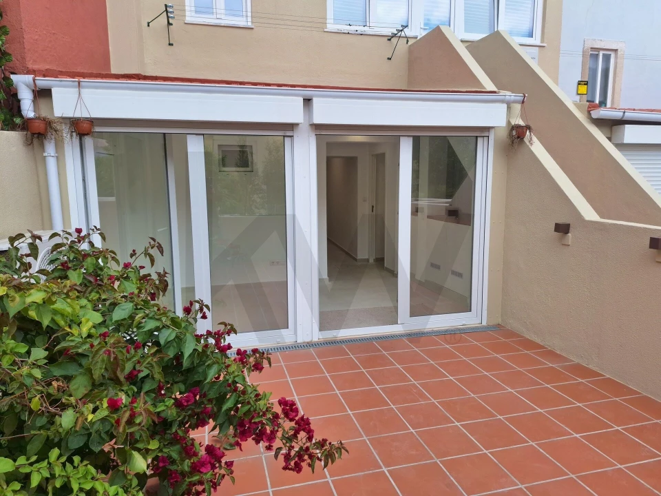 Apartamento T2 para Venda em São Vicente Foto 8