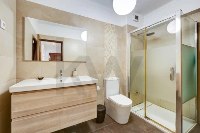 Apartamento T3 para Venda em Mina de Água