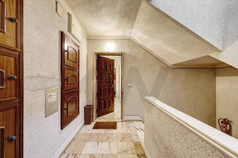 Apartamento T3 para Venda em Mina de Água Foto 33