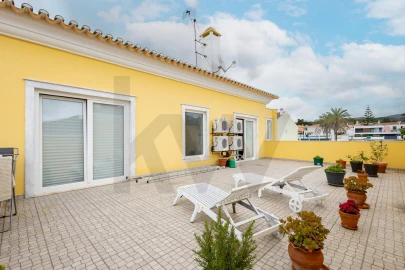 Moradia T5 para Venda em Azeitão (São Lourenço e São Simão)