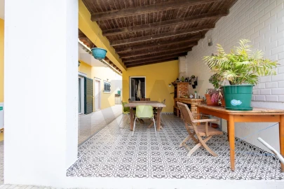 Moradia T5 para Venda em Azeitão (São Lourenço e São Simão)