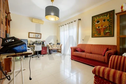 Moradia T5 para Venda em Azeitão (São Lourenço e São Simão)