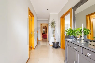 Moradia T5 para Venda em Azeitão (São Lourenço e São Simão)