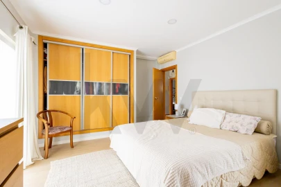 Moradia T5 para Venda em Azeitão (São Lourenço e São Simão)