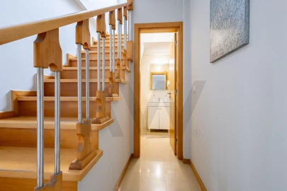 Moradia T5 para Venda em Azeitão (São Lourenço e São Simão)