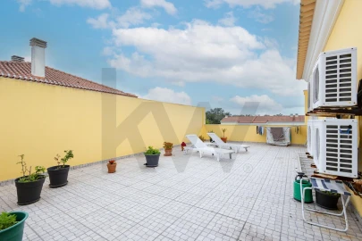 Moradia T5 para Venda em Azeitão (São Lourenço e São Simão)