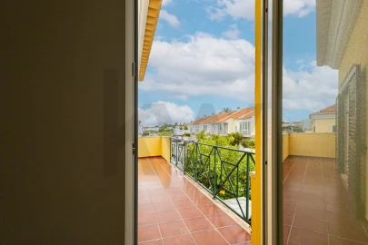 Moradia T5 para Venda em Azeitão (São Lourenço e São Simão)