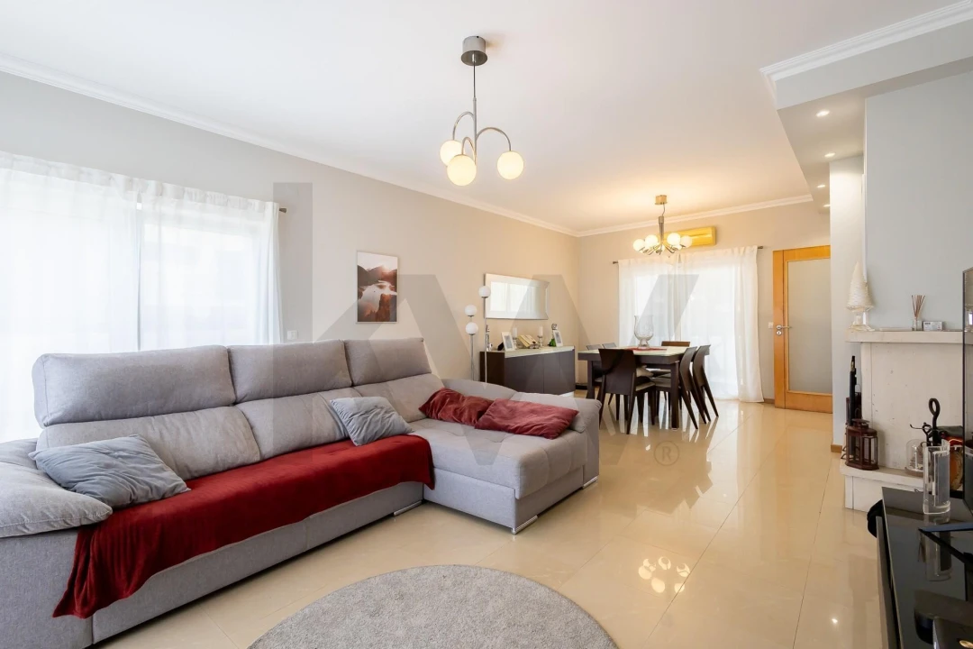 Moradia T5 para Venda em Azeitão (São Lourenço e São Simão) Foto 9