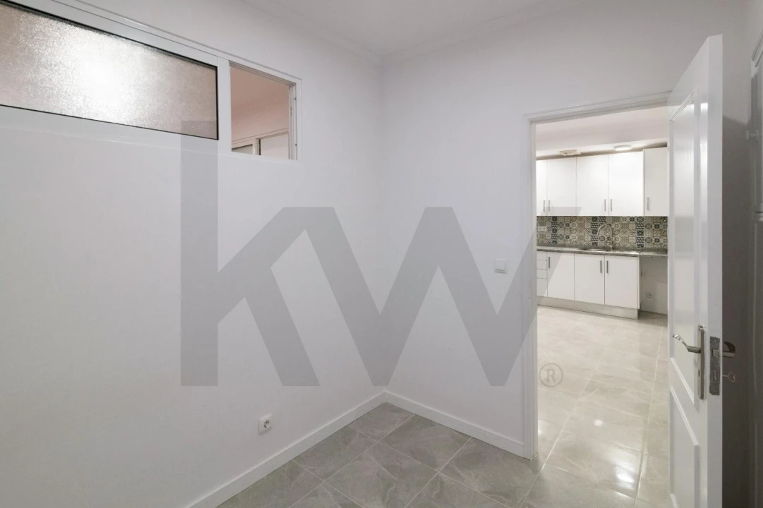 Escritório para Venda em Massamá e Monte Abraão Foto 12