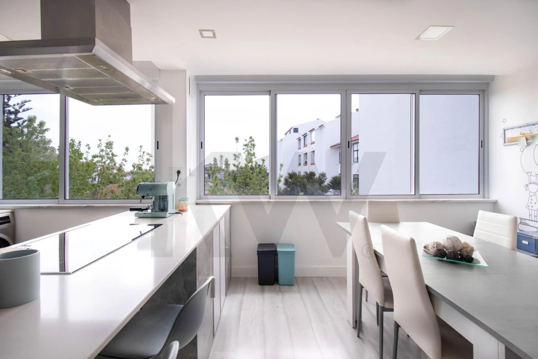 Apartamento T3 para Venda em Cascais e Estoril Foto 1