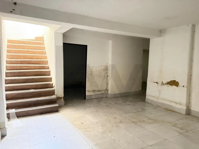 Loja para Arrendamento em Campo de Ourique Foto 6