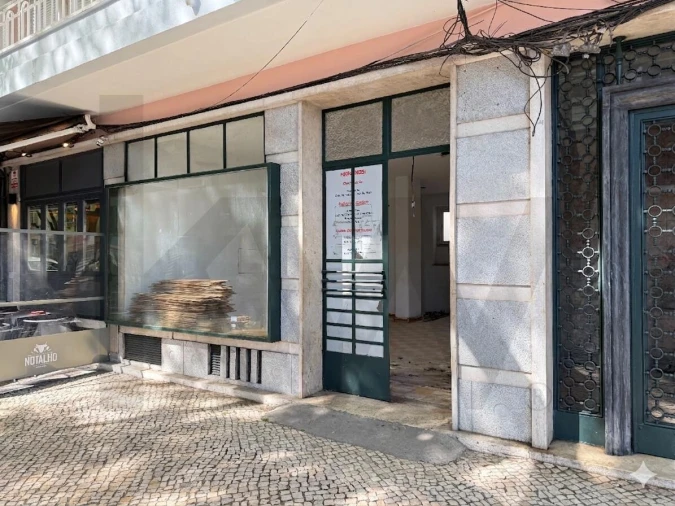 Loja para Arrendamento em Campo de Ourique Foto 10