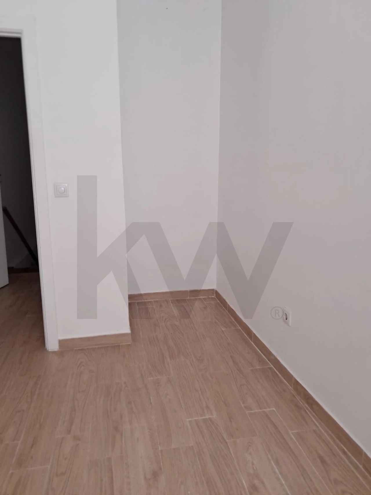 Loja para Arrendamento em Areeiro Foto 17