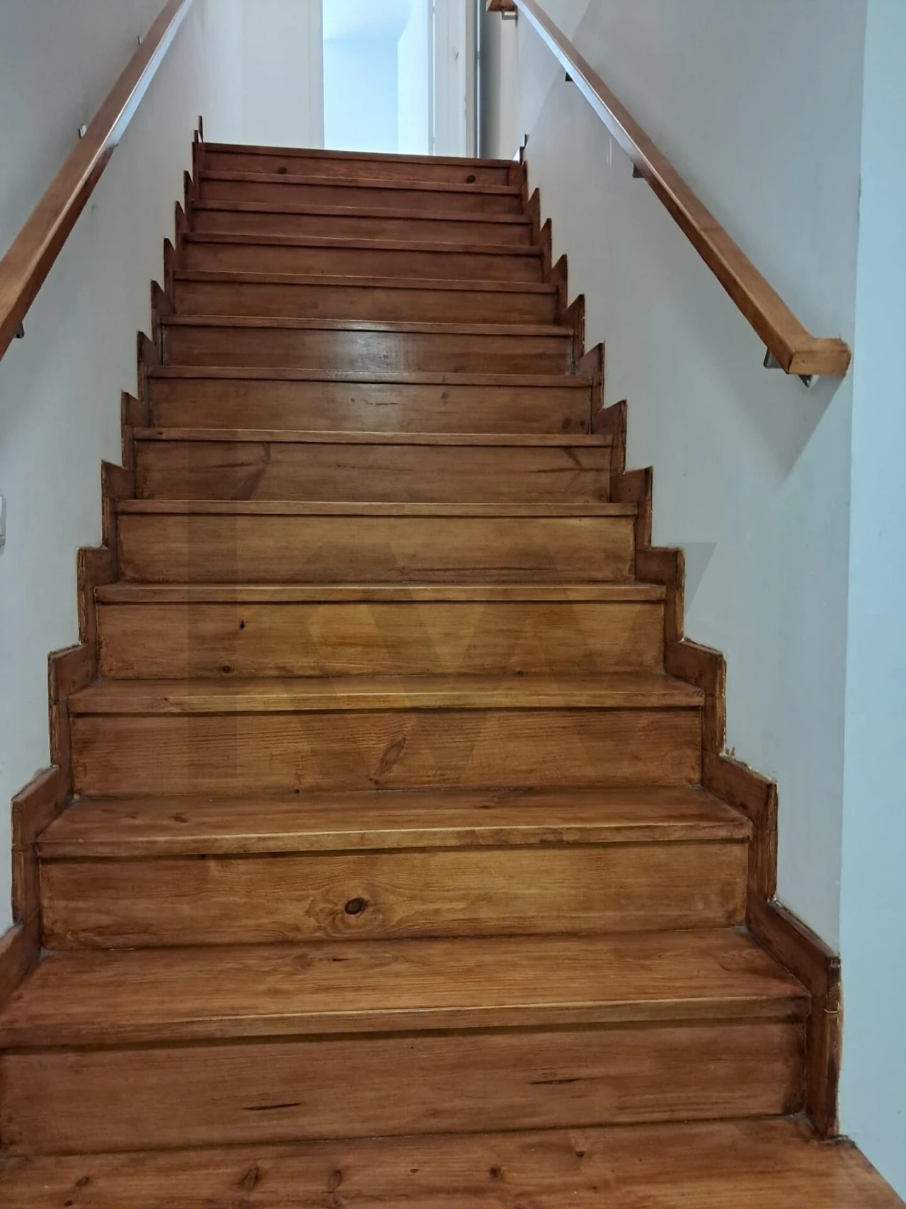 Loja para Arrendamento em Areeiro Foto 13