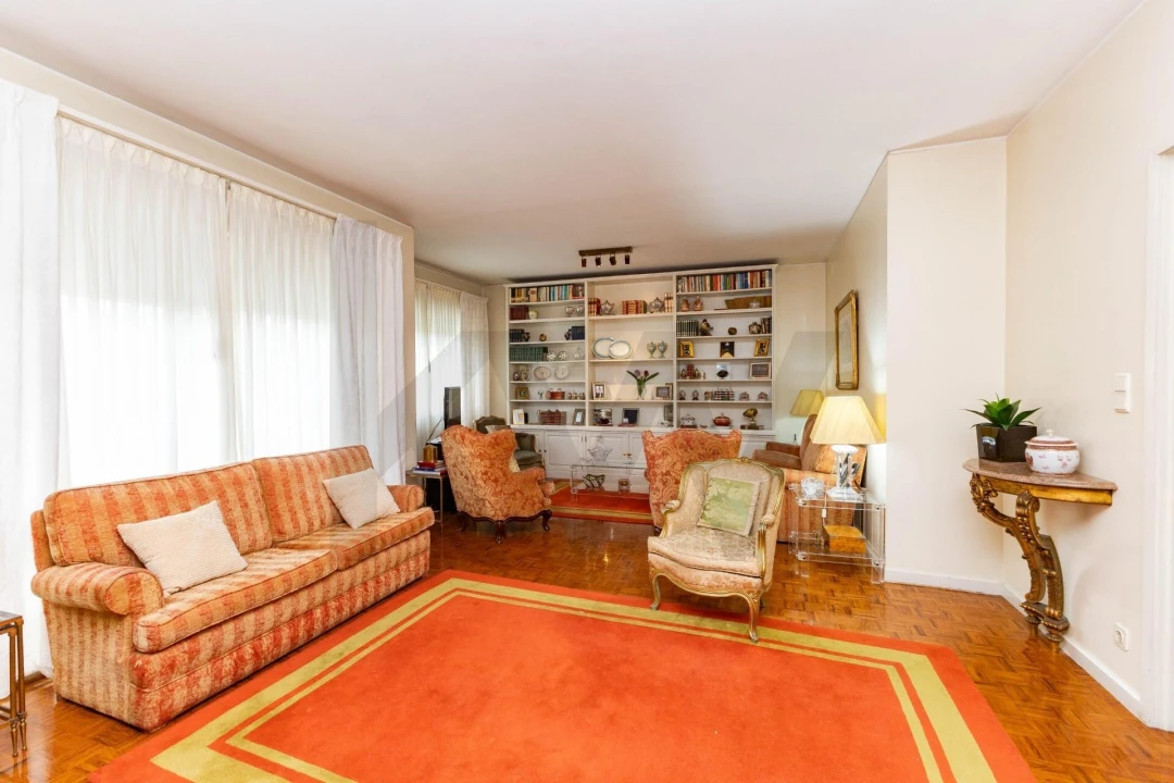 Apartamento T4 para Venda em Bonfim Foto 3