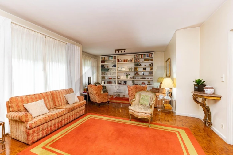 Apartamento T4 para Venda em Bonfim Foto 3