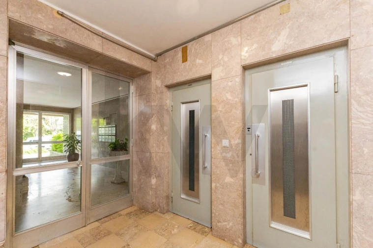 Apartamento T4 para Venda em Bonfim Foto 26