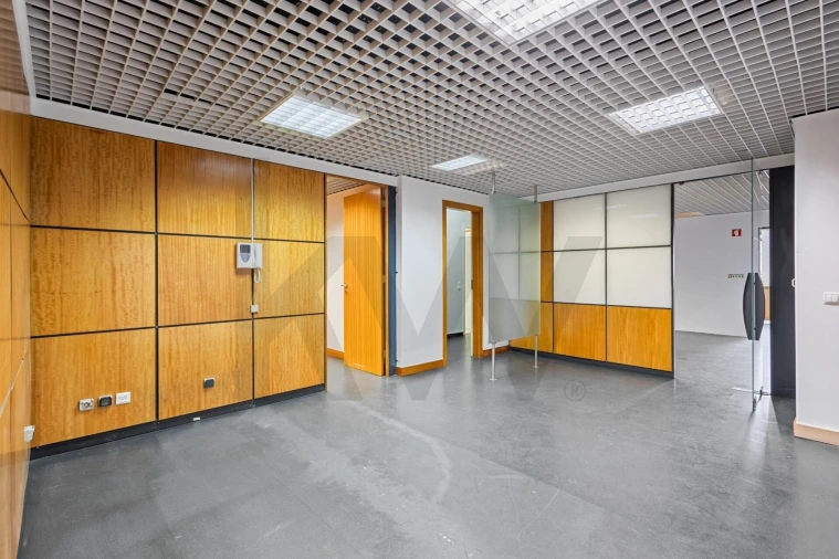 Escritório para Venda em Avenidas Novas Foto 11