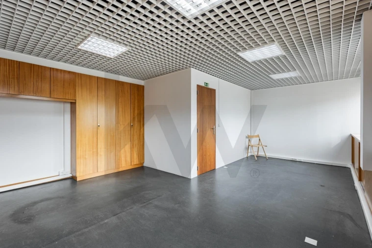 Escritório para Venda em Avenidas Novas Foto 27