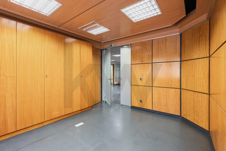 Escritório para Venda em Avenidas Novas Foto 14