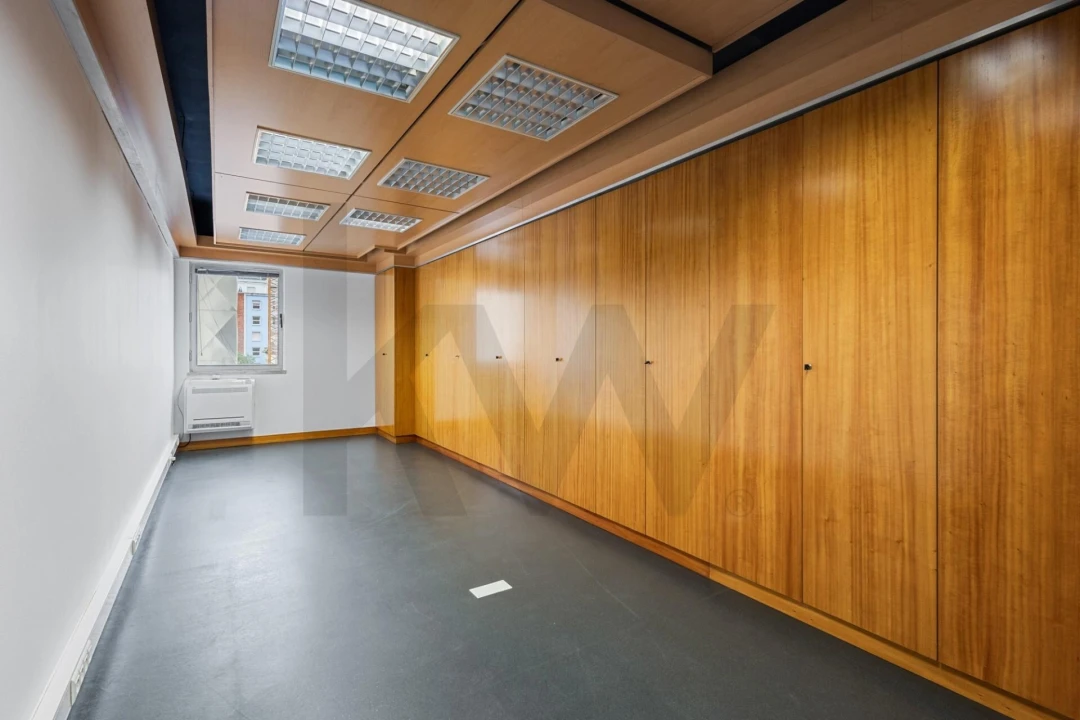 Escritório para Venda em Avenidas Novas Foto 18