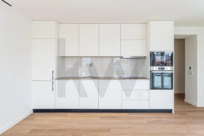 Apartamento T2 para Venda em Subportela, Deocriste e Portela Susã